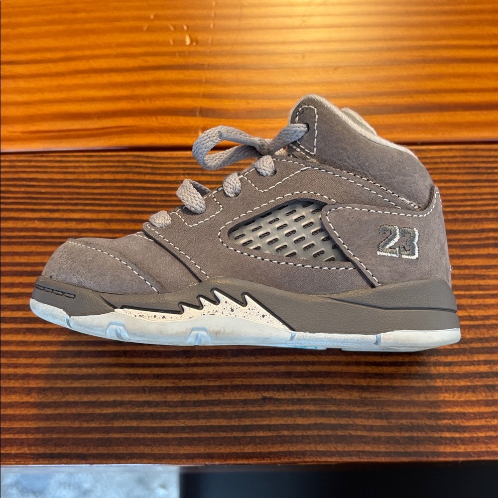Kids Jordan’s! - Picture 5 of 6